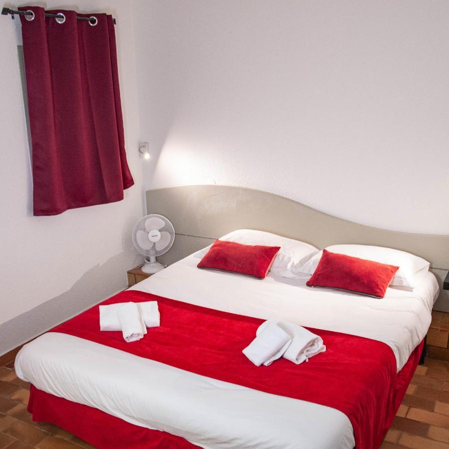 Marina Hotel Club Cogolin Exterior foto